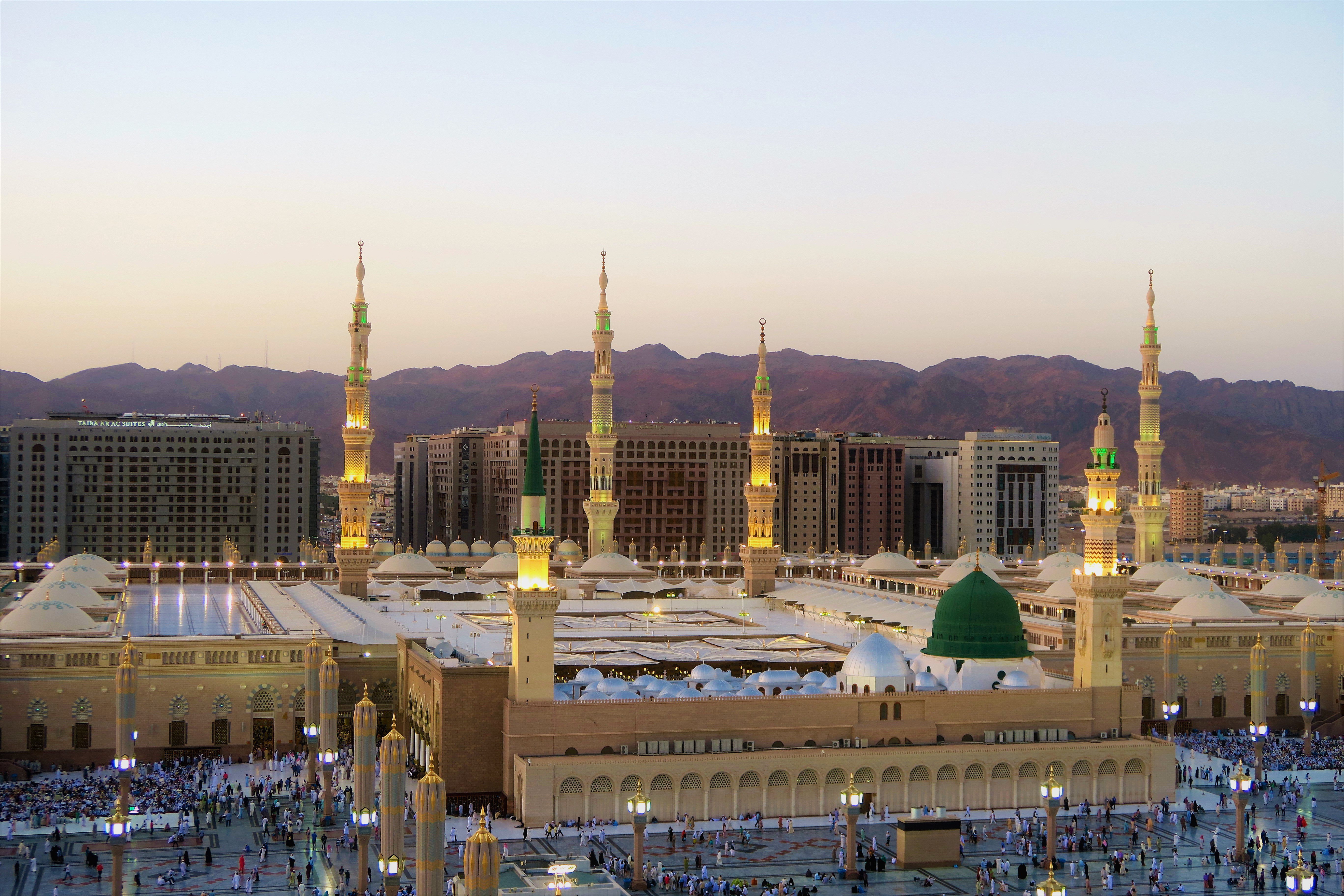 Madinah Background